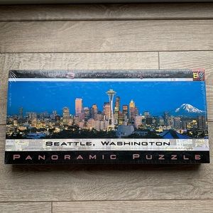 750 piece puzzle Seattle panoramic NWT